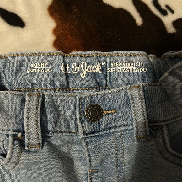 Size 2T girl jeans - Picture 2 of 4